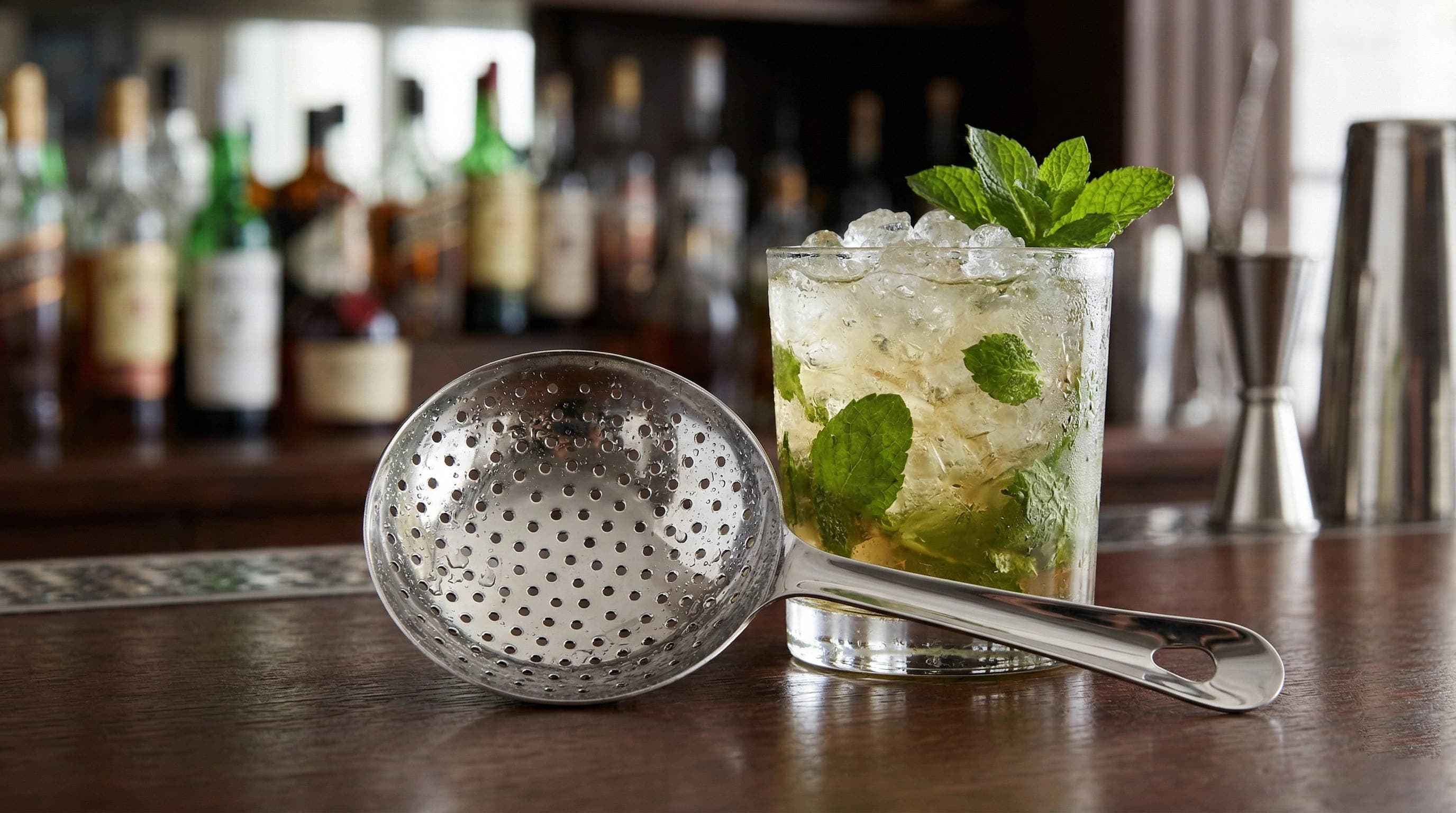 Julep Strainer Nedir?